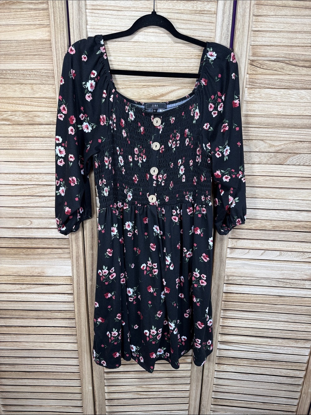Vibe Sportswear Floral Button-Front Smocked Mini Dress - Black/Pink Rouched 2X